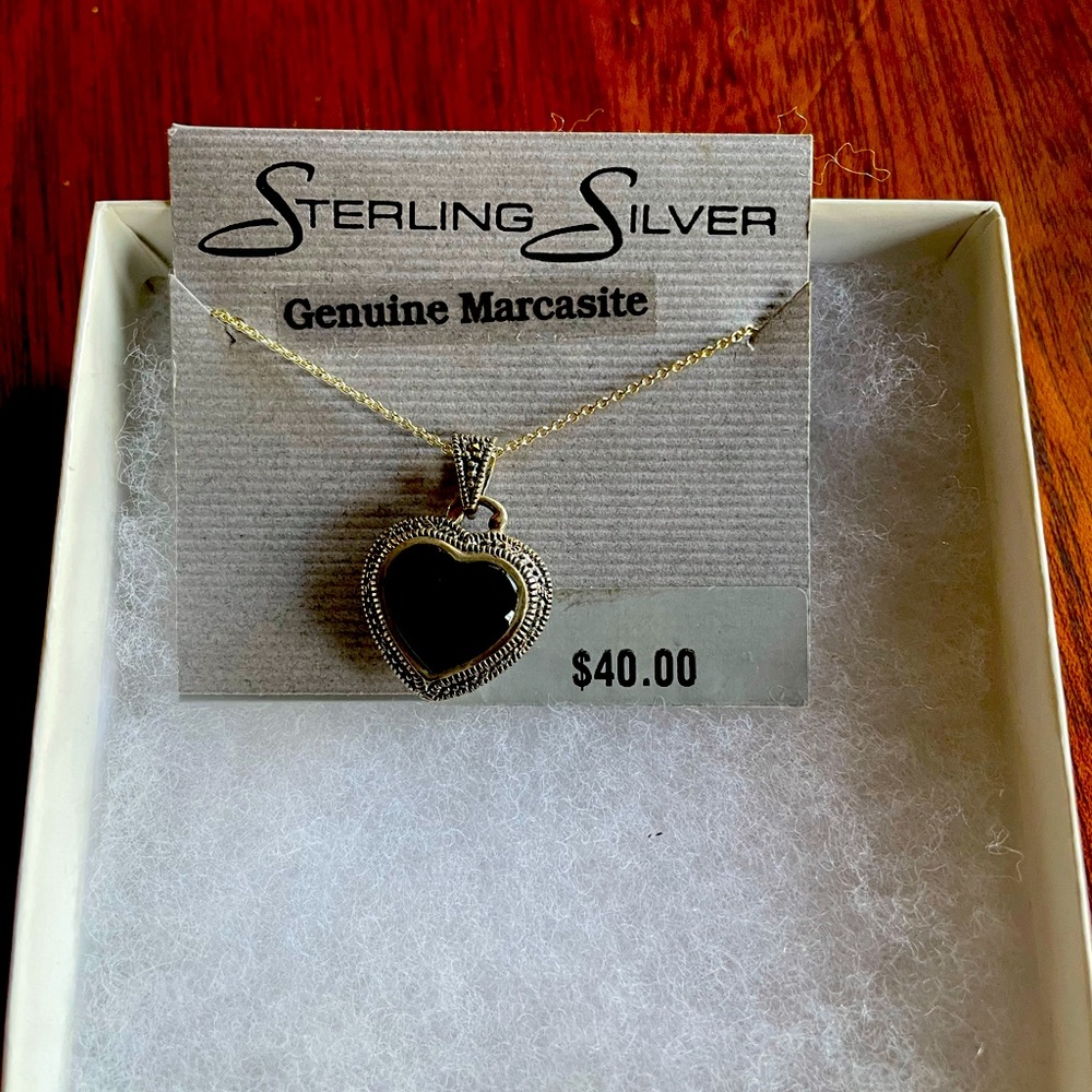 Sterling silver, marcasite and onyx necklace NWT